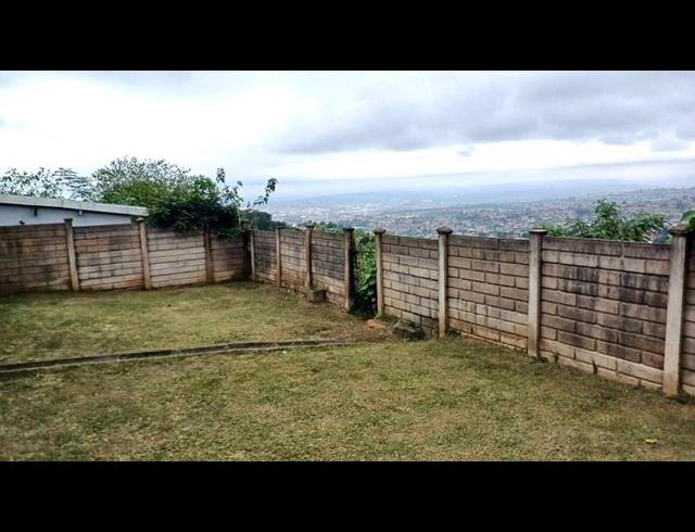 2 BEDROOM HOUSE FOR SALE IN BOMBAY HEIGHTS